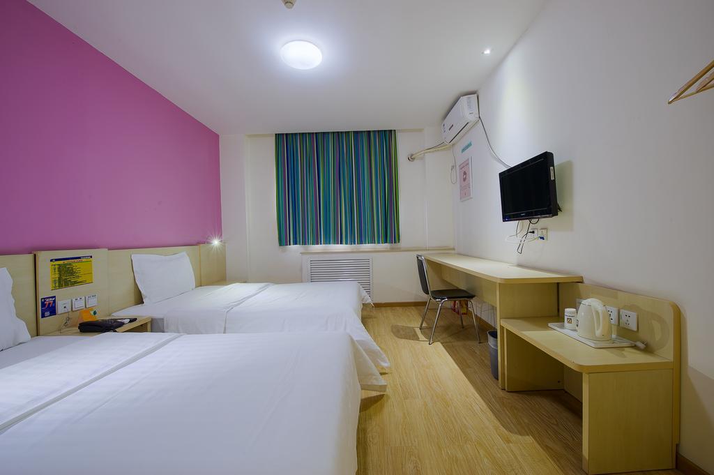 7Days Inn Chengdu Yulin Province Stadium Εξωτερικό φωτογραφία